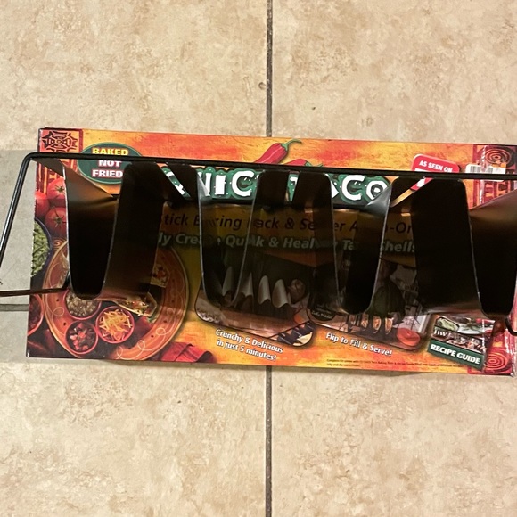 Quick Taco Non-Stick Baking Rack &Server All-in-One - Picture 3 of 7